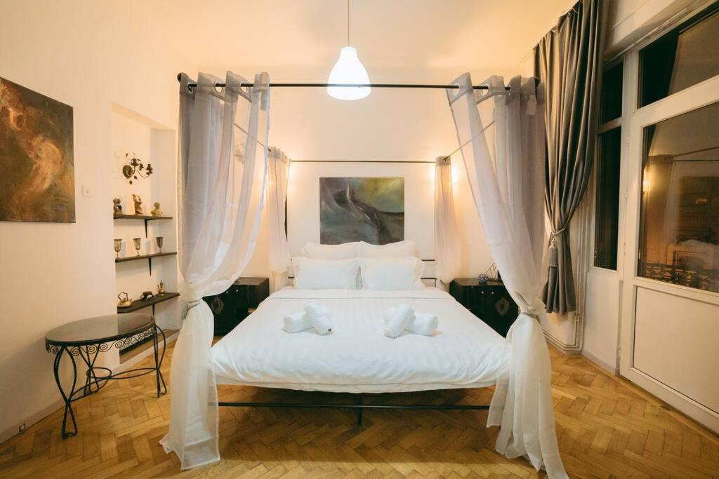 House Of Art Apartman Bukarest Kültér fotó